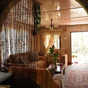 Гостевой дом Redwood Homestay, Нувара-Элия